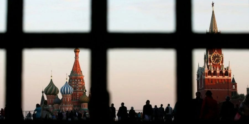 Вичавлюють знижки. Кремль посилює тиск на компанії, які хочуть піти з РФ