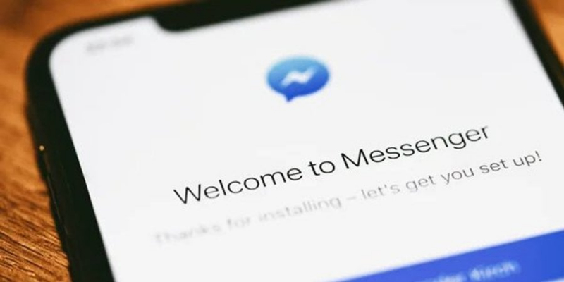 Забудьте про зручність. Материнська компанія Facebook вирішила закрити Messenger Lite на Android